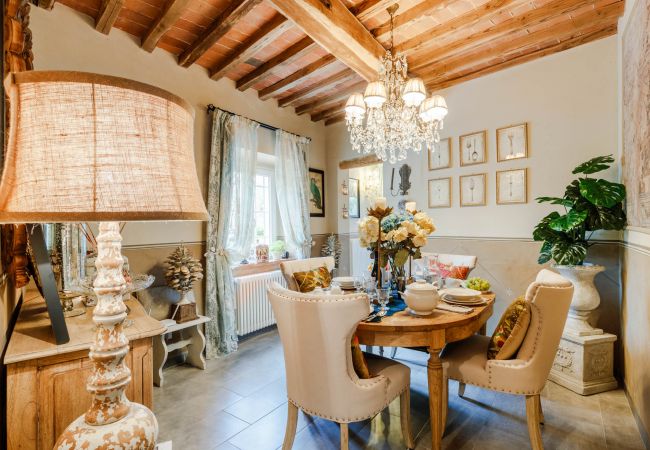 Вилла на Montecarlo - VILLA GIANNA, the Secret Interior Designer's Private Retreat with Pool Вилла на Montecarlo - VILLA GIANNA, the Secret Interior Designer's Private Retreat with Pool