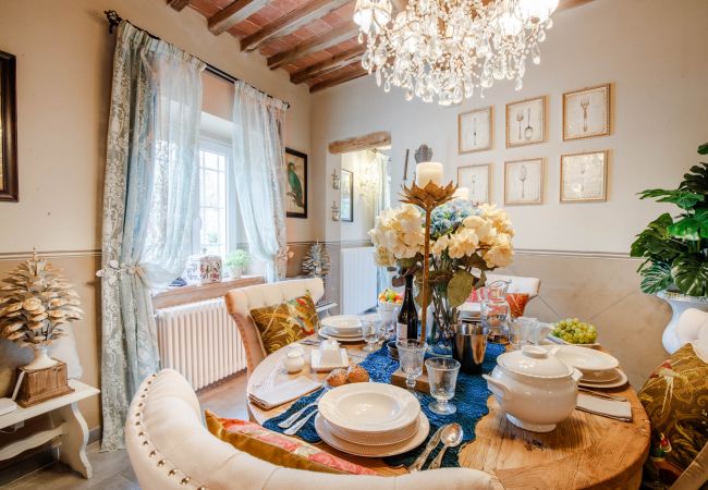 Вилла на Montecarlo - VILLA GIANNA, the Secret Interior Designer's Private Retreat with Pool Вилла на Montecarlo - VILLA GIANNA, the Secret Interior Designer's Private Retreat with Pool