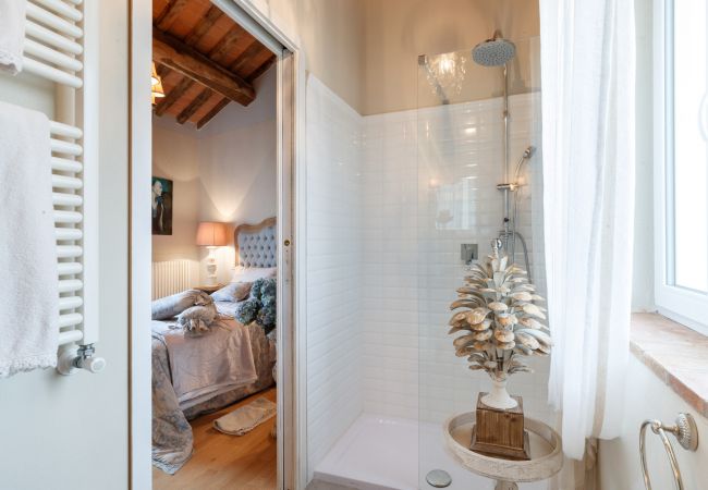 Вилла на Montecarlo - VILLA GIANNA, the Secret Interior Designer's Private Retreat with Pool Вилла на Montecarlo - VILLA GIANNA, the Secret Interior Designer's Private Retreat with Pool