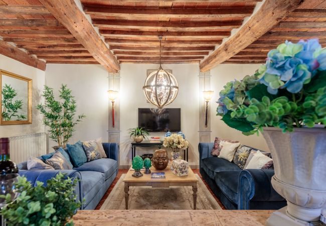 Апартаменты на Lucca - CASA KATHY: Smart and Convenient Luxury 2 Bedrooms Apartment inside the City Walls Апартаменты на Lucca - CASA KATHY: Smart and Convenient Luxury 2 Bedrooms Apartment inside the City Walls