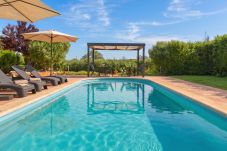 Особняк на Campos - Son Vigili 417 magnífica villa con piscina privada, jacuzzi, zona infantil y aire acondicionado