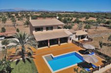 Особняк на Santa Margalida - Ballester 034 fantástica finca con piscina privada, gran terraza, barbacoa y aire acondicionado