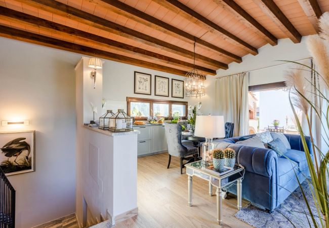 Вилла на Viareggio - The Luxury Beach Villa with shared Swimming Pool, between Viareggio and Torre del Lago Puccini Вилла на Viareggio - The Luxury Beach Villa with shared Swimming Pool, between Viareggio and Torre del Lago Puccini
