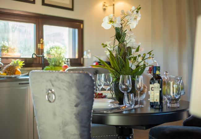 Вилла на Viareggio - The Luxury Beach Villa with shared Swimming Pool, between Viareggio and Torre del Lago Puccini Вилла на Viareggio - The Luxury Beach Villa with shared Swimming Pool, between Viareggio and Torre del Lago Puccini