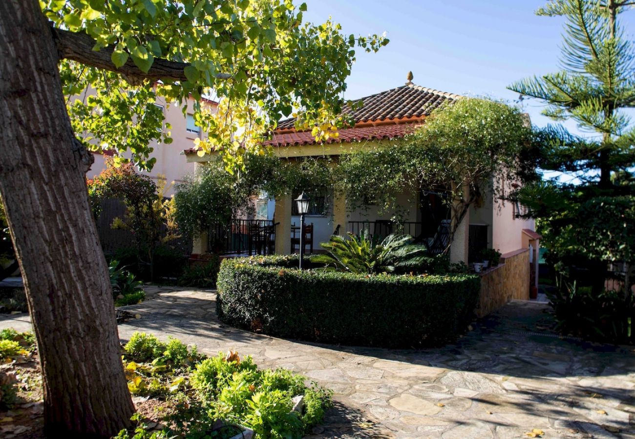 Шале на L´Eliana - The Orange Lemon Tree House by Florit Flats