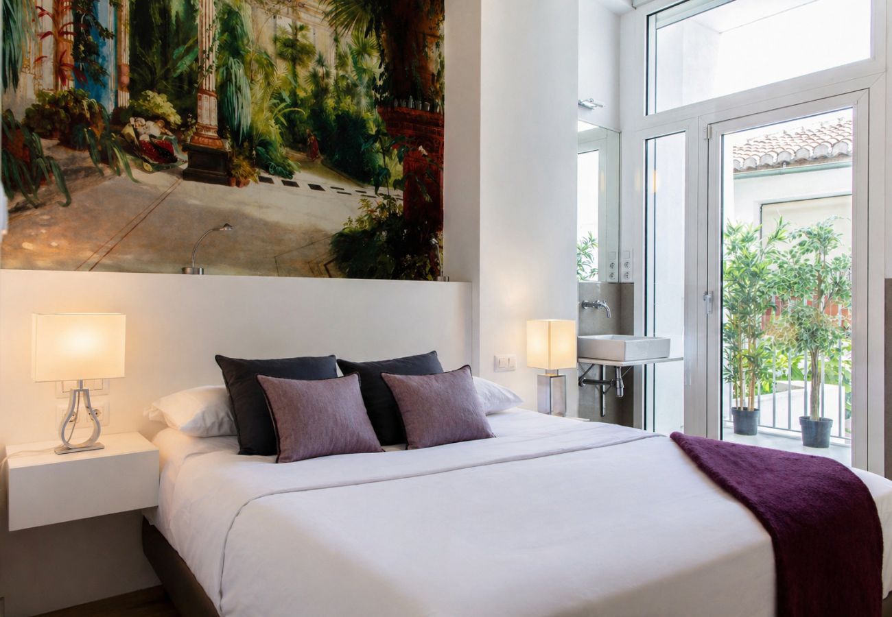 Апартаменты на Валенсия город / Valencia - Suite Casco Antiguo | 4 Viajeros | AC WiFi | Exclusivo