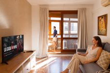 Апартаменты на Валенсия город / Valencia - Old Town Quart Towers Stay I | AC & WiFi | 4 Viajeros