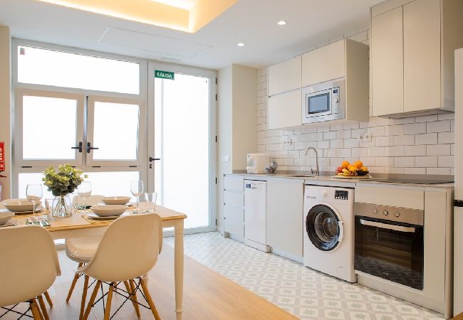 Апартаменты на Valencia - THE PORT SUITES APARTMENTS 1  Апартаменты на Valencia - THE PORT SUITES APARTMENTS 1