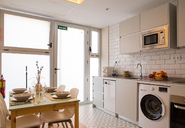 Квартира-студия на Валенсия город / Valencia - THE PORT SUITES APARTMENTS 4  Квартира-студия на Валенсия город / Valencia - THE PORT SUITES APARTMENTS 4