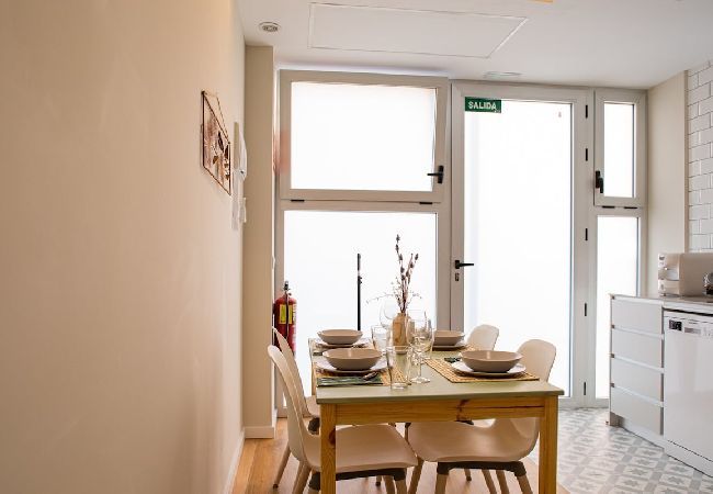 Квартира-студия на Валенсия город / Valencia - THE PORT SUITES APARTMENTS 4  Квартира-студия на Валенсия город / Valencia - THE PORT SUITES APARTMENTS 4