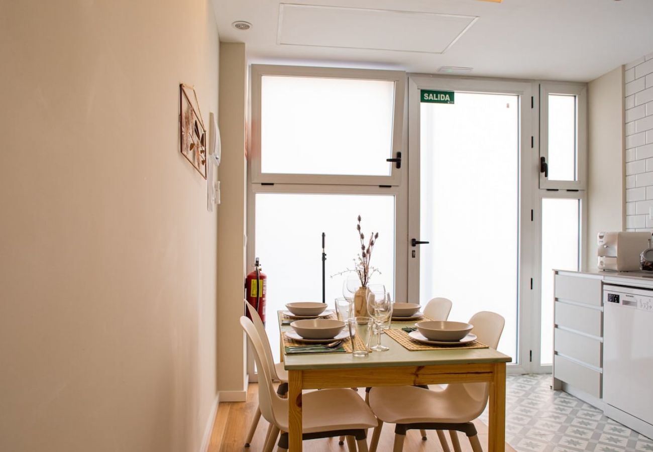 Квартира-студия на Валенсия город / Valencia - THE PORT SUITES APARTMENTS 4  Квартира-студия на Валенсия город / Valencia - THE PORT SUITES APARTMENTS 4