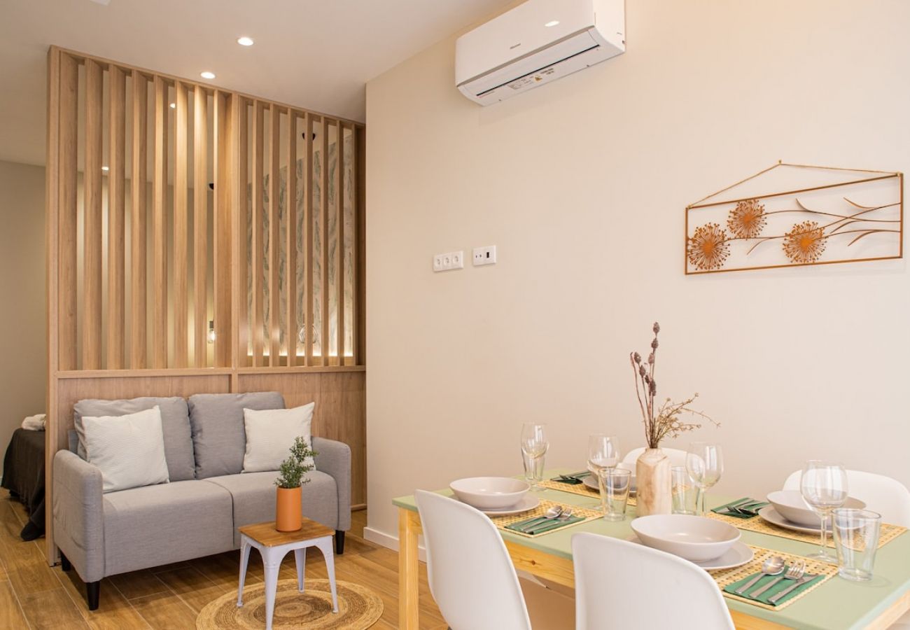 Квартира-студия на Валенсия город / Valencia - THE PORT SUITES APARTMENTS 4  Квартира-студия на Валенсия город / Valencia - THE PORT SUITES APARTMENTS 4