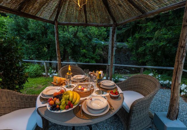 Вилла на Vorno - RIO DELLE FATE, a Fairytale Home along the Stream in Vorno, Lucca Вилла на Vorno - RIO DELLE FATE, a Fairytale Home along the Stream in Vorno, Lucca