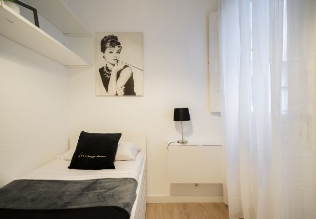 Апартаменты на Madrid - Apartment Madrid Downtown Bilbao-Fuencarral Temporal Апартаменты на Madrid - Apartment Madrid Downtown Bilbao-Fuencarral Temporal