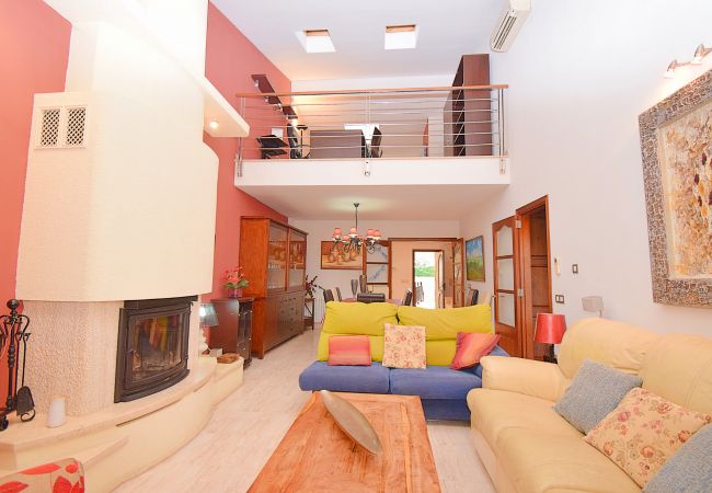 Дом на Muro - Capavila 196 fantástica villa con piscina privada, terraza, aire acondicionado y WiFi Дом на Muro - Capavila 196 fantástica villa con piscina privada, terraza, aire acondicionado y WiFi