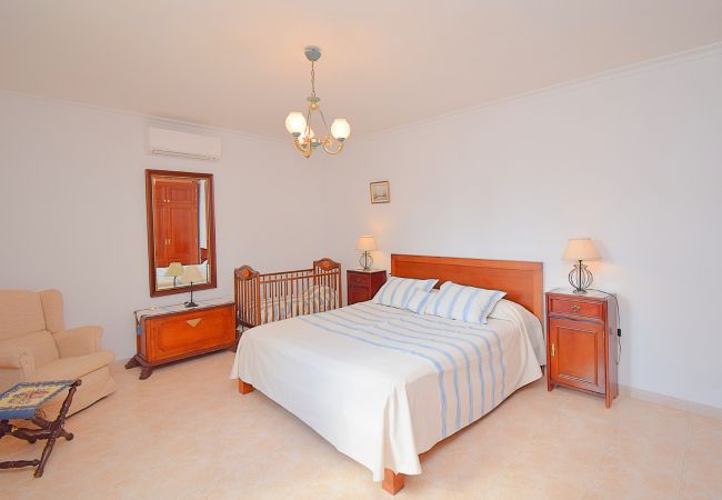 Особняк на Campanet - Can Nina 198 tradicional finca con piscina privada, terraza, barbacoa y WiFi Особняк на Campanet - Can Nina 198 tradicional finca con piscina privada, terraza, barbacoa y WiFi