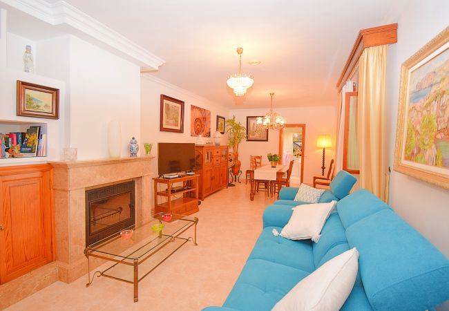 Особняк на Campanet - Can Nina 198 tradicional finca con piscina privada, terraza, barbacoa y WiFi Особняк на Campanet - Can Nina 198 tradicional finca con piscina privada, terraza, barbacoa y WiFi