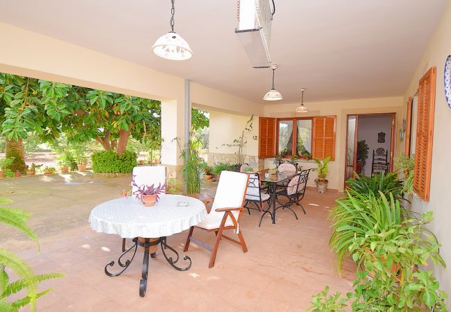 Особняк на Campanet - Can Nina 198 tradicional finca con piscina privada, terraza, barbacoa y WiFi Особняк на Campanet - Can Nina 198 tradicional finca con piscina privada, terraza, barbacoa y WiFi
