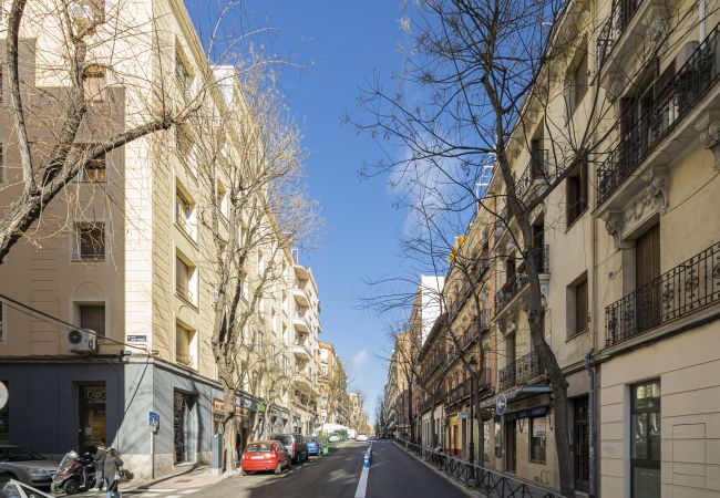 Апартаменты на Madrid - Nuevo Dúplex -  Centro Chamberí - 2 dorm - 2 baños. Temporal Апартаменты на Madrid - Nuevo Dúplex -  Centro Chamberí - 2 dorm - 2 baños. Temporal