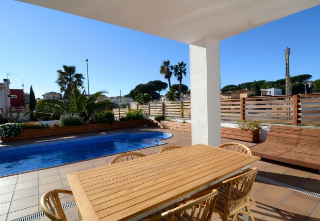 Вилла на L'Escala - VILLA PONENT Вилла на L'Escala - VILLA PONENT