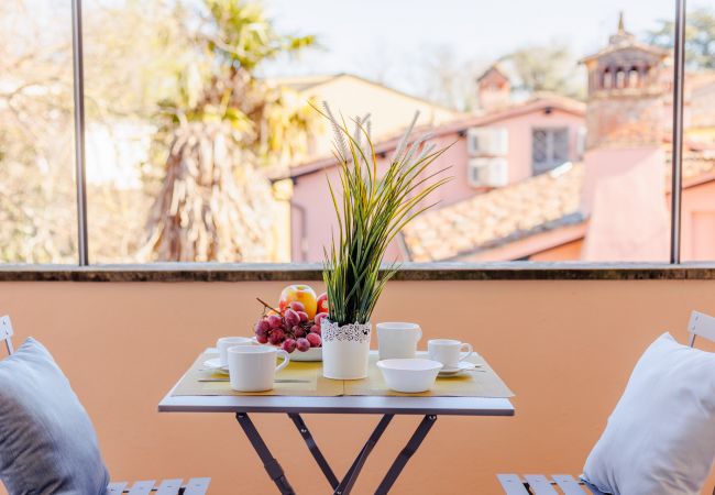 Апартаменты на Lucca - Simple Convenient 3 bedrooms apartment + parking Апартаменты на Lucca - Simple Convenient 3 bedrooms apartment + parking