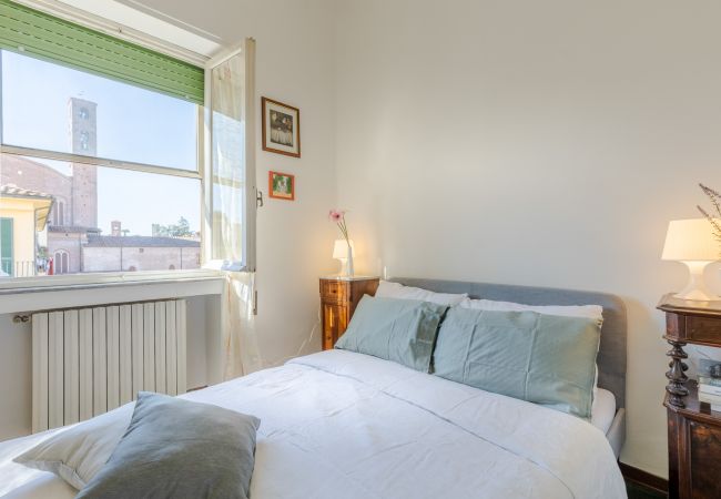 Апартаменты на Lucca - Simple Convenient 3 bedrooms apartment + parking Апартаменты на Lucca - Simple Convenient 3 bedrooms apartment + parking