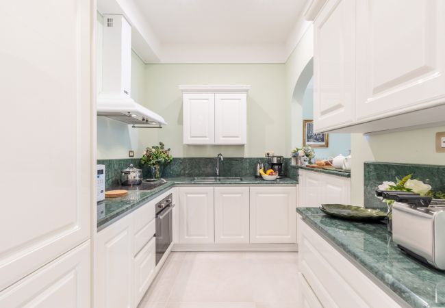 Апартаменты на Lucca - Grand 3 bedrooms Apartment with elevator inside the walls of Lucca Апартаменты на Lucca - Grand 3 bedrooms Apartment with elevator inside the walls of Lucca