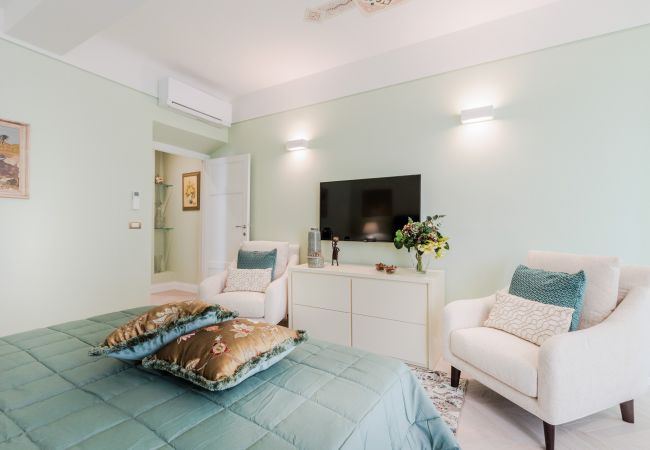 Апартаменты на Lucca - Grand 3 bedrooms Apartment with elevator inside the walls of Lucca Апартаменты на Lucca - Grand 3 bedrooms Apartment with elevator inside the walls of Lucca