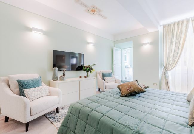 Апартаменты на Lucca - Grand 3 bedrooms Apartment with elevator inside the walls of Lucca Апартаменты на Lucca - Grand 3 bedrooms Apartment with elevator inside the walls of Lucca