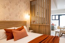 Апартаменты на Валенсия город / Valencia - The Sea Rooms IV | AC & WIFI | 15 min Playa