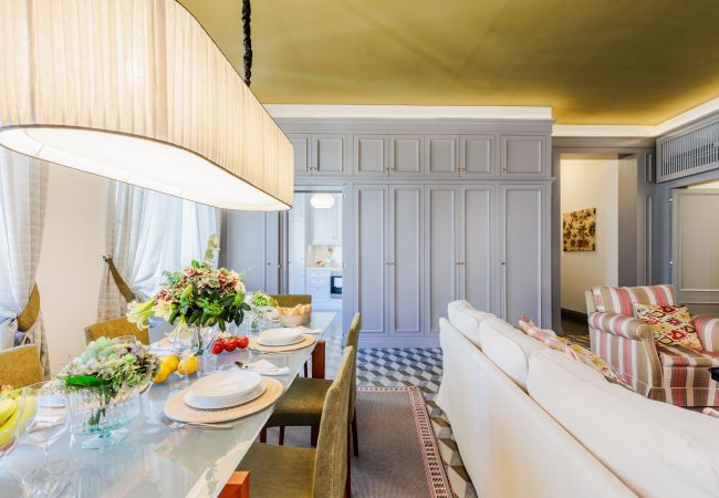 Апартаменты на Lucca - Contemporary 4 bedrooms 4 bathrooms Apartment Апартаменты на Lucca - Contemporary 4 bedrooms 4 bathrooms Apartment