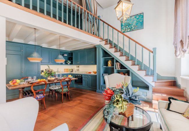 Апартаменты на Lucca - Contemporary 4 bedrooms 4 bathrooms Apartment Апартаменты на Lucca - Contemporary 4 bedrooms 4 bathrooms Apartment