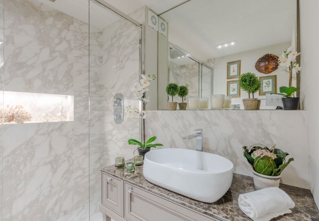 Апартаменты на Lucca - Luxury Apartment with Private Garden inside Lucca Апартаменты на Lucca - Luxury Apartment with Private Garden inside Lucca