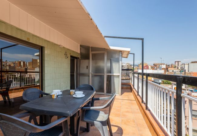 Апартаменты на Barcelona - ATIC, PRIVATE TERRACE, 2 BEDROOMS Апартаменты на Barcelona - ATIC, PRIVATE TERRACE, 2 BEDROOMS