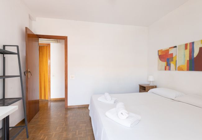 Апартаменты на Barcelona - ATIC, PRIVATE TERRACE, 2 BEDROOMS Апартаменты на Barcelona - ATIC, PRIVATE TERRACE, 2 BEDROOMS