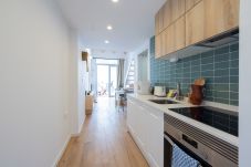 Апартаменты на Валенсия город / Valencia - Traditional Valencian House with Shared Terrace I