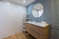 Апартаменты на Валенсия город / Valencia - Traditional Valencian House with Shared Terrace I