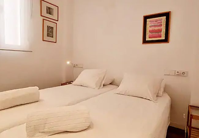  на Valencia - The Plaza Canovas Apartment