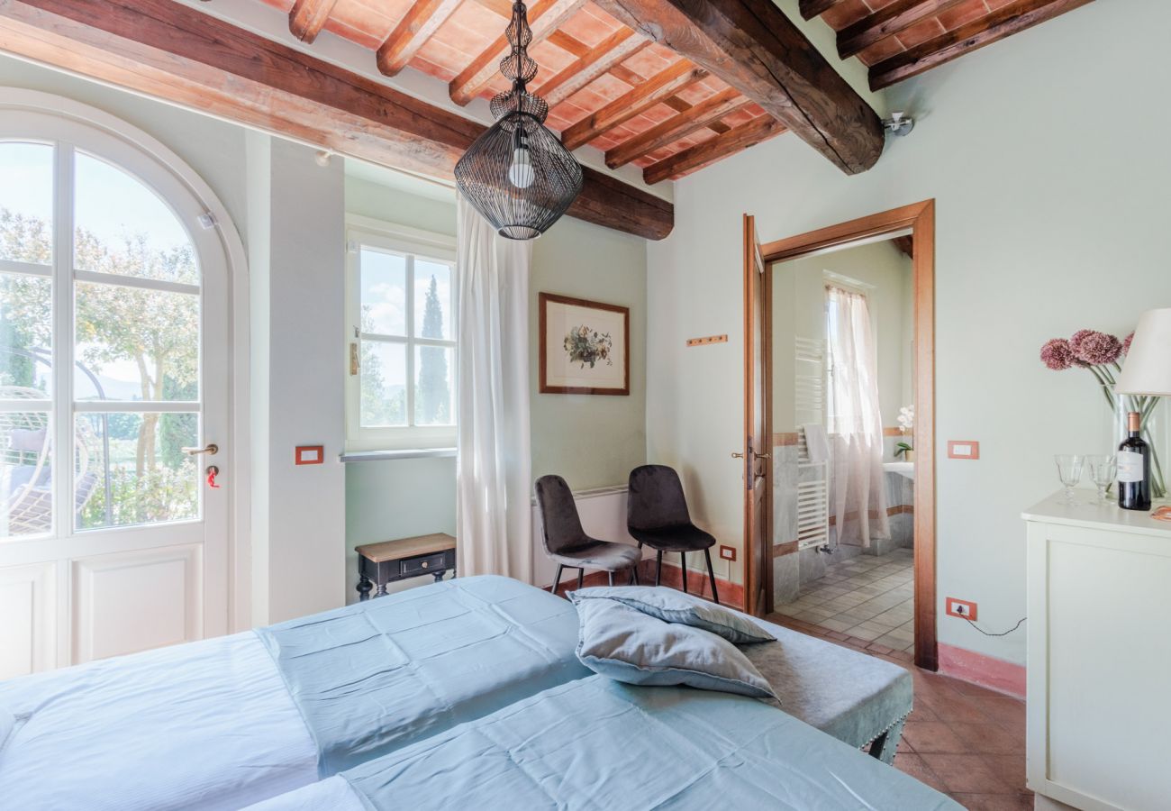 Апартаменты на Monte San quirico - Elisa Farmhouse Apartment in Wine Resort in Lucca Апартаменты на Monte San quirico - Elisa Farmhouse Apartment in Wine Resort in Lucca