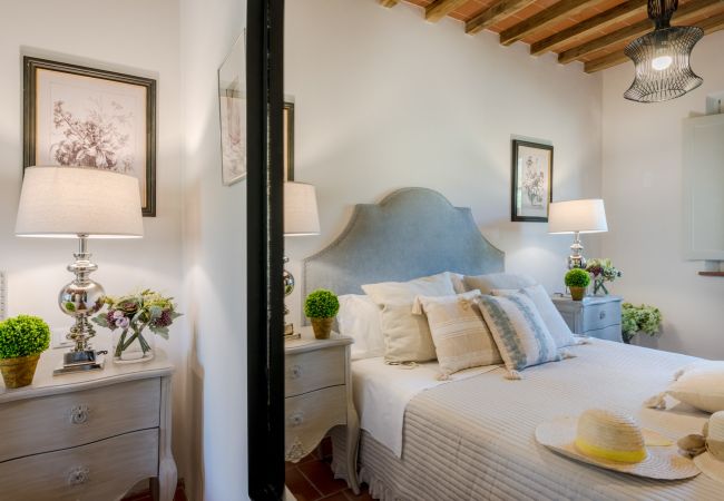 Апартаменты на San Gennaro - Casa Pinocchio, a Luxury Country Apartment with Pool in Lucca Апартаменты на San Gennaro - Casa Pinocchio, a Luxury Country Apartment with Pool in Lucca