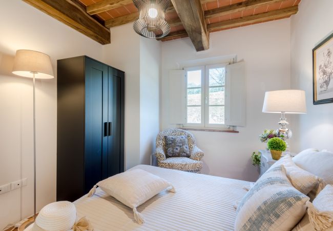 Апартаменты на San Gennaro - Casa Pinocchio, a Luxury Country Apartment with Pool in Lucca Апартаменты на San Gennaro - Casa Pinocchio, a Luxury Country Apartment with Pool in Lucca