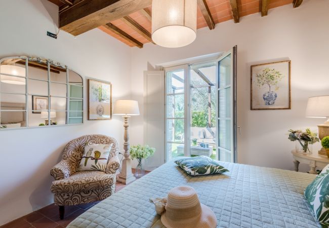 Апартаменты на San Gennaro - Casa Pinocchio, a Luxury Country Apartment with Pool in Lucca Апартаменты на San Gennaro - Casa Pinocchio, a Luxury Country Apartment with Pool in Lucca