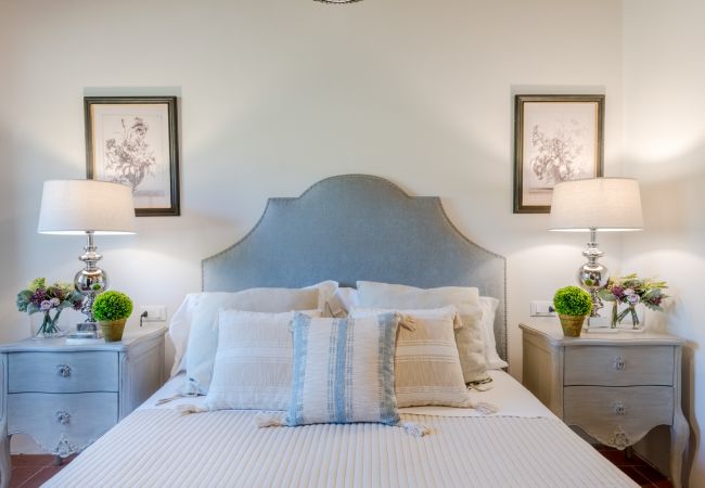 Апартаменты на San Gennaro - Casa Pinocchio, a Luxury Country Apartment with Pool in Lucca Апартаменты на San Gennaro - Casa Pinocchio, a Luxury Country Apartment with Pool in Lucca