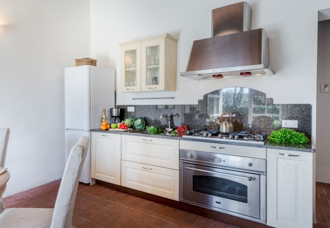 Апартаменты на San Gennaro - Casa Pinocchio, a Luxury Country Apartment with Pool in Lucca Апартаменты на San Gennaro - Casa Pinocchio, a Luxury Country Apartment with Pool in Lucca