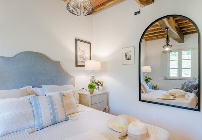 Апартаменты на San Gennaro - Casa Pinocchio, a Luxury Country Apartment with Pool in Lucca Апартаменты на San Gennaro - Casa Pinocchio, a Luxury Country Apartment with Pool in Lucca