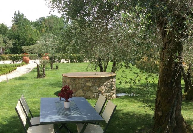 Апартаменты на San Gennaro - Casa Santo, a sweet country apartment with pool on the hills of Lucca  Апартаменты на San Gennaro - Casa Santo, a sweet country apartment with pool on the hills of Lucca