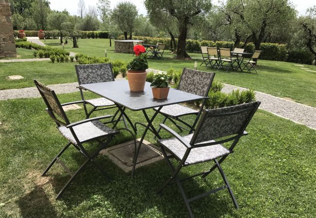 Апартаменты на San Gennaro - Casa Santo, a sweet country apartment with pool on the hills of Lucca  Апартаменты на San Gennaro - Casa Santo, a sweet country apartment with pool on the hills of Lucca