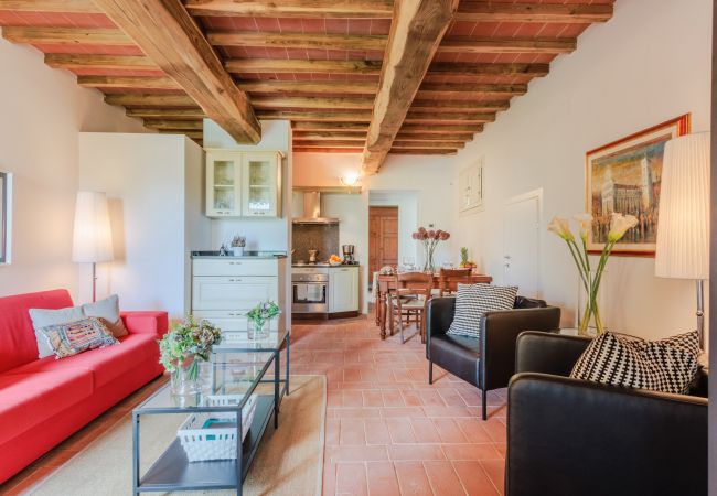 Апартаменты на San Gennaro - Casa Santo, a sweet country apartment with pool on the hills of Lucca  Апартаменты на San Gennaro - Casa Santo, a sweet country apartment with pool on the hills of Lucca