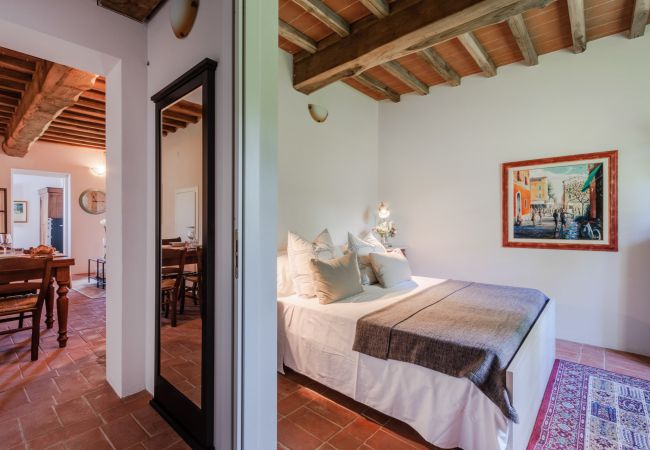 Апартаменты на San Gennaro - Casa Santo, a sweet country apartment with pool on the hills of Lucca  Апартаменты на San Gennaro - Casa Santo, a sweet country apartment with pool on the hills of Lucca