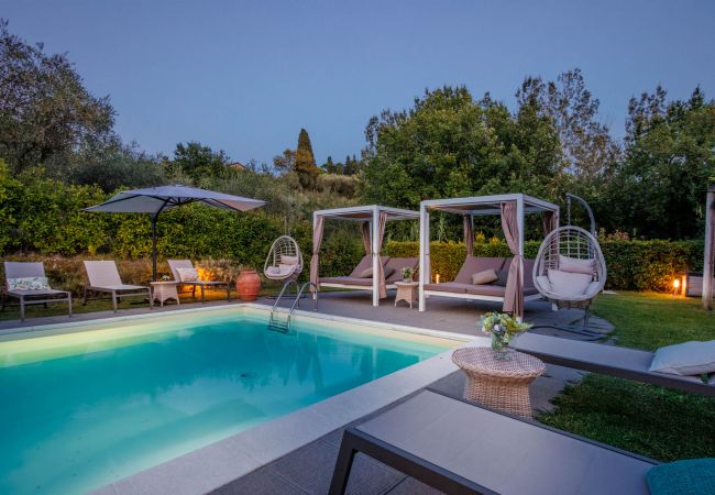 Апартаменты на San Gennaro - Casa Santo, a sweet country apartment with pool on the hills of Lucca  Апартаменты на San Gennaro - Casa Santo, a sweet country apartment with pool on the hills of Lucca